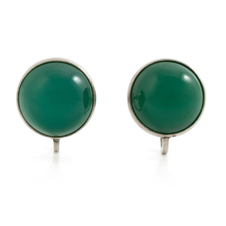 Wiwen Nilsson, a pair of earrings, sterling silver set with green quartz,  Lund 1952.