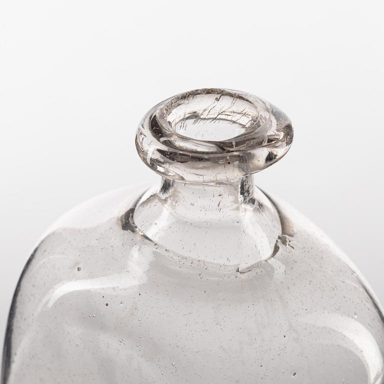 A Swedish engraved glass bottle presumably from Limmared, circa 1800.