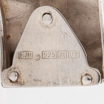 Matti Hyvärinen, armband, sterlingsilver, Sirokoru Oy 1973.
