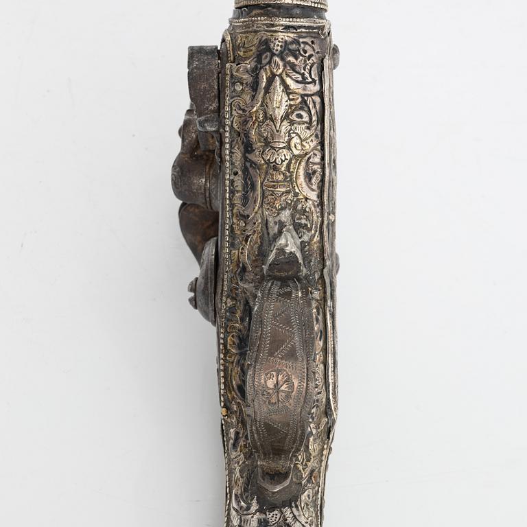 A Turkish flintlock pistol, from around the year 1800.