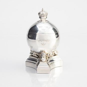 A silver inkwell, W.A. Bolin, Stockholm 1926.