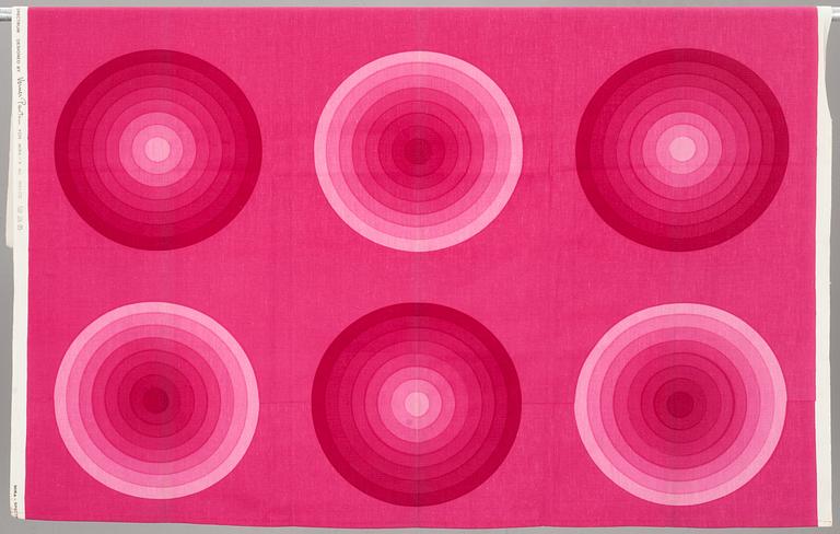 GARDINLÄNGD och PROVBITAR, 5 st, bommulskretong, Verner Panton för Mira-X. 1970-tal.