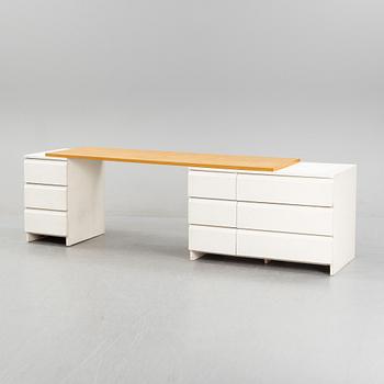 Aulis Leinonen, a model 200 writing desk, Artek, mid 20th century.