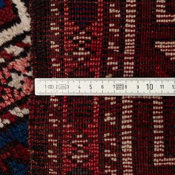 AN ANTIQUE TURKISH RUG, probably Bergama, ca 256 x 183 cm.