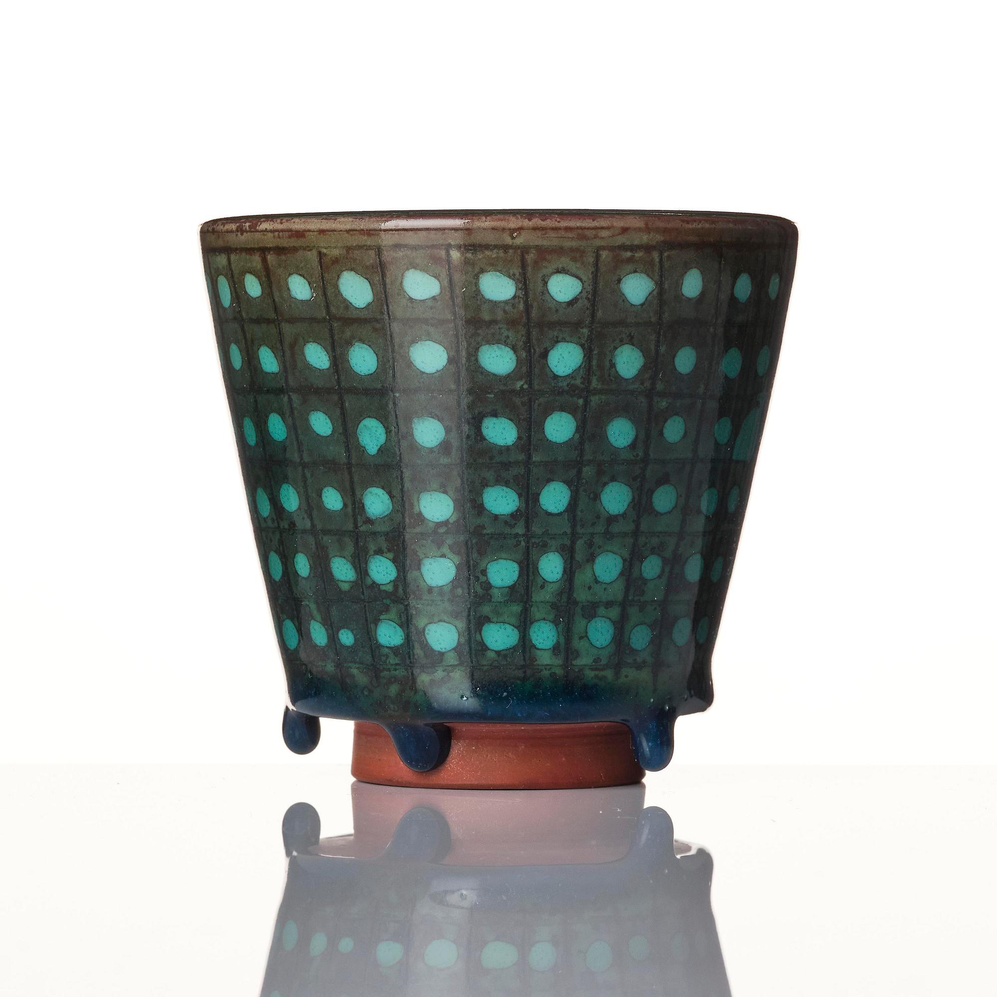 Wilhelm Kåge, a set of three Farsta stoneware vases, Gustavsberg Studio, two dated 1948 and 1950.