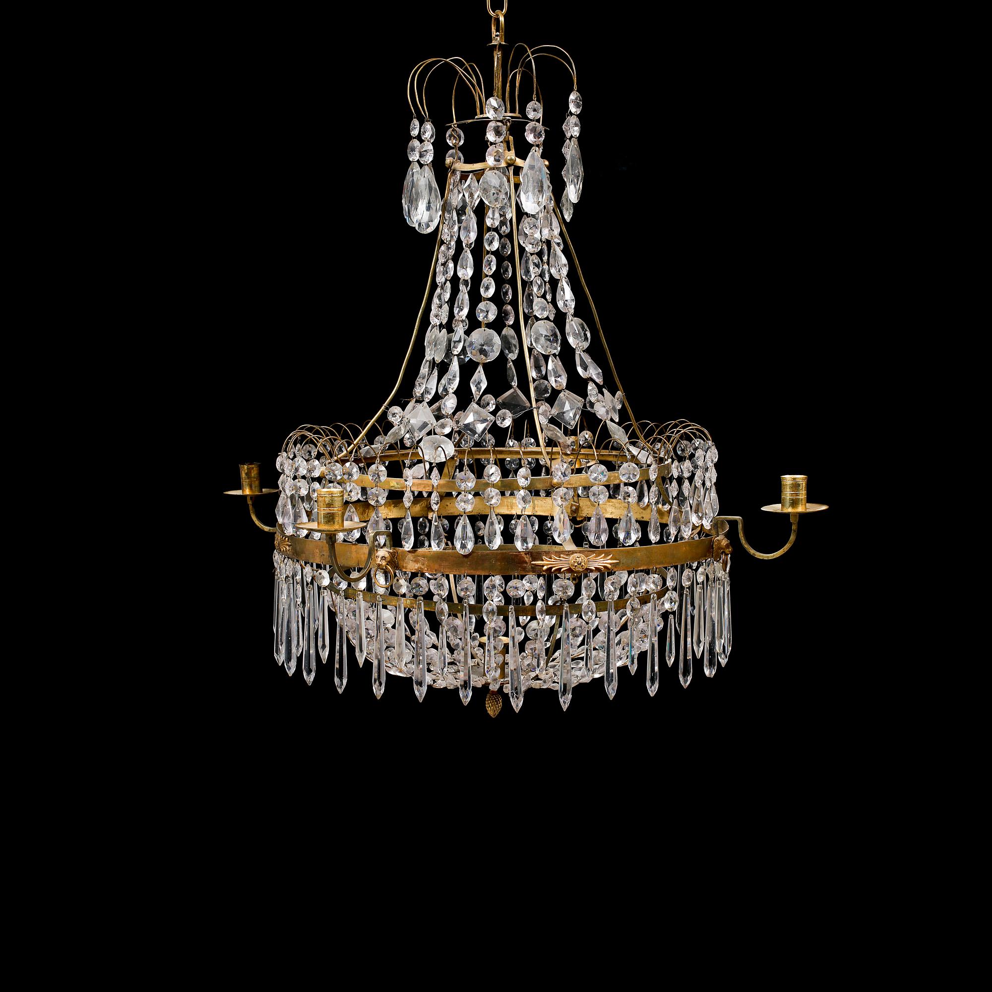 LJUSKRONA, sengustaviansk, omkring sekelskiftet 1800, höjd ca 76 cm.