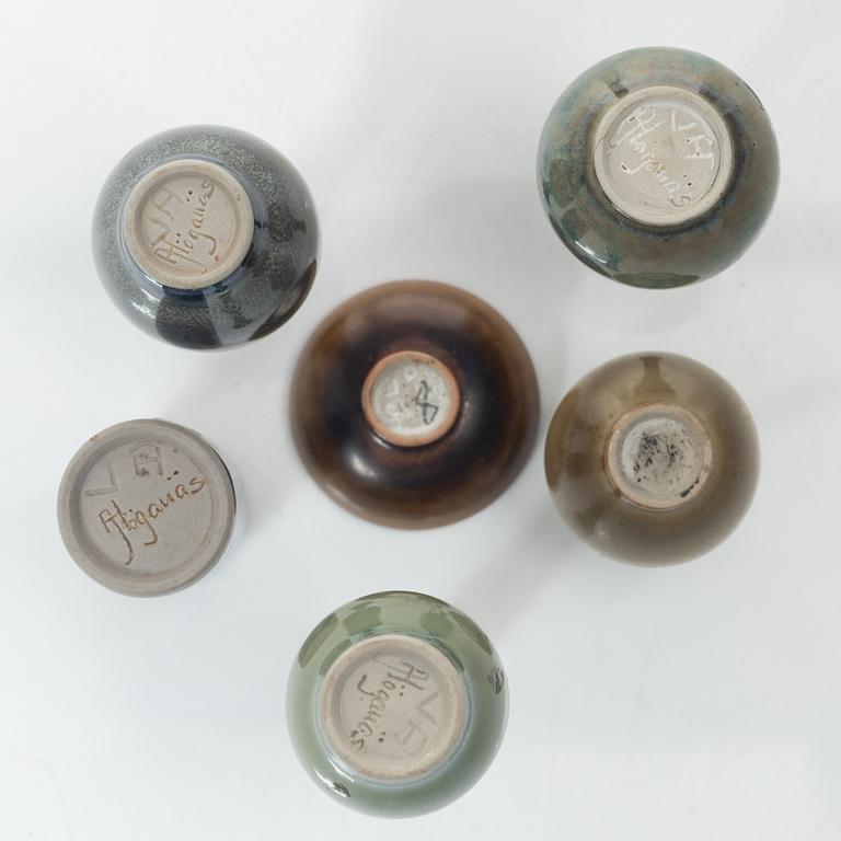 Two stoneware vases Gunnar Nylund and Carl-Harry Stålhane, Rörstrand and six ceramic miniatures, John Andersson Höganäs.