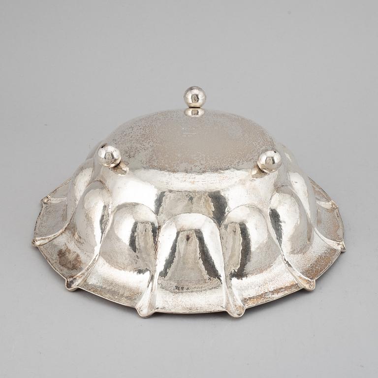 A German early 20th century silver bowl.