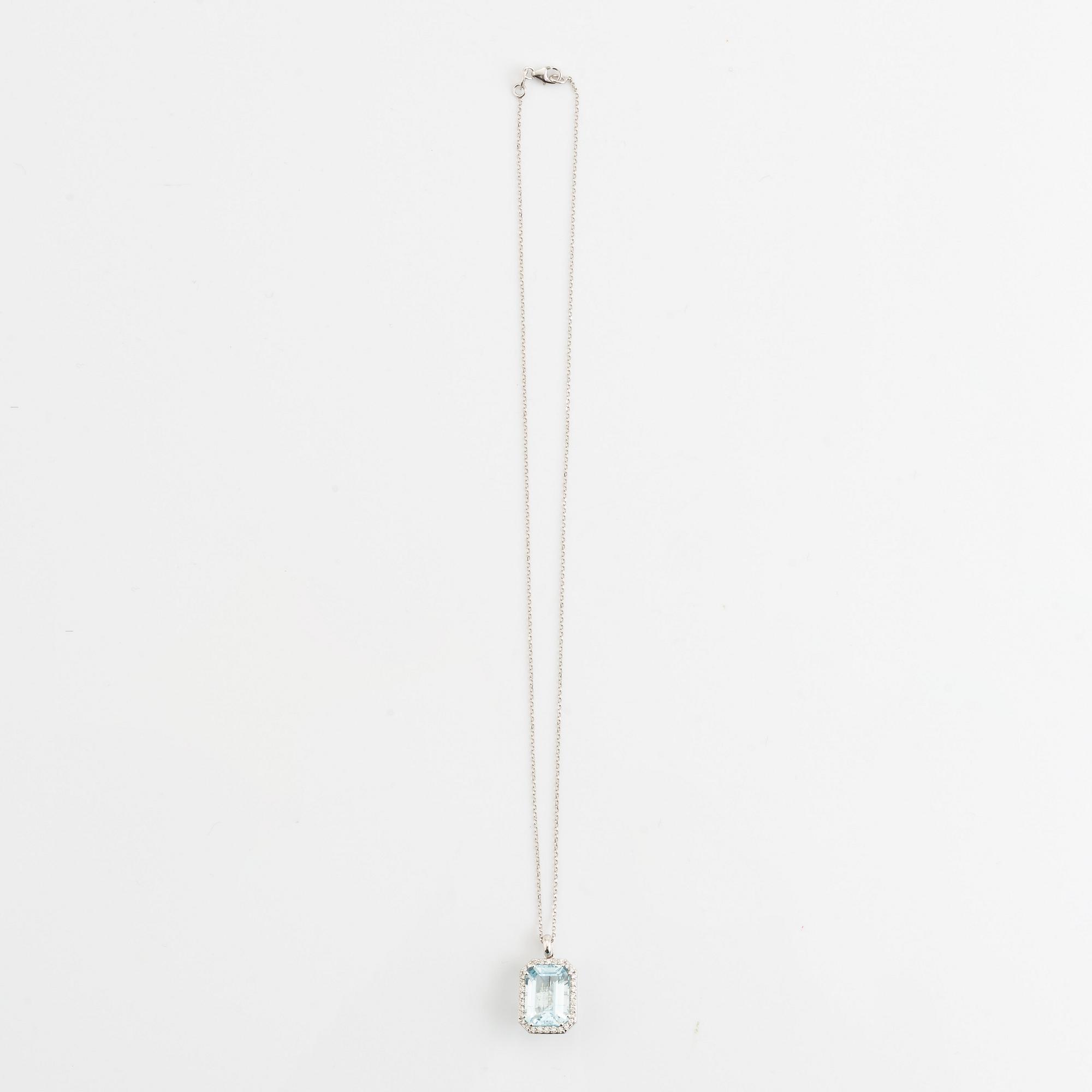 Aquamarine and brilliant cut diamond necklace.