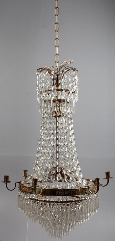 TAKKRONA, empirstil, 1900-talets början. Höjd 90 cm.