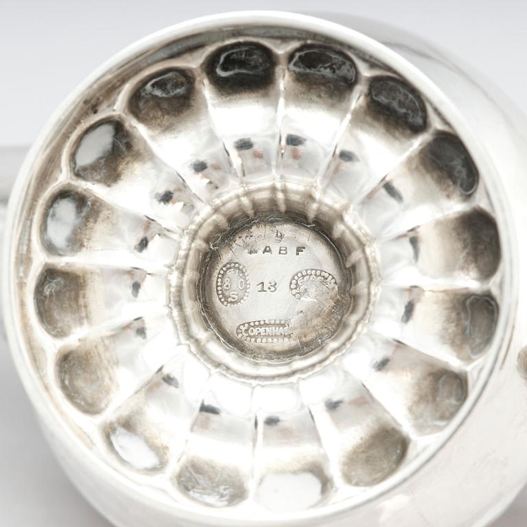 Georg Jensen, bordständare / oljelampa, Köpenhamn, 1915-19, design nr 13, 830/1000 silver.