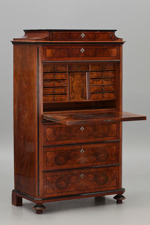 CHIFFONJÉ, nyrenässans, 1800-talets slut.