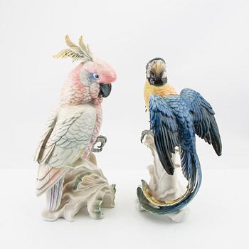 Porcelain figurines, a pair from Rudolstadt, first half of the 20th century.