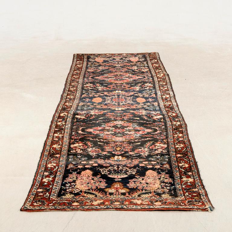 Hamadan semi-antique runner, approximately 418x100 cm.