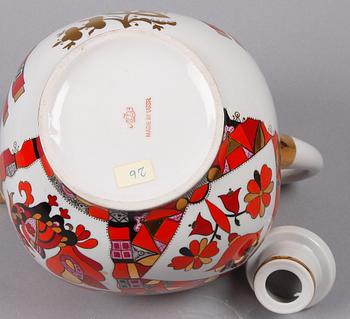 TEKANNA, porslin, Ryssland, 1900-talets mitt.