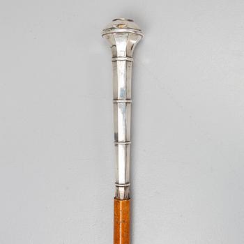 Kommandostav/ordensstav, med beslag i silver, Bröderna Lundqvist AB, Falun 1927.