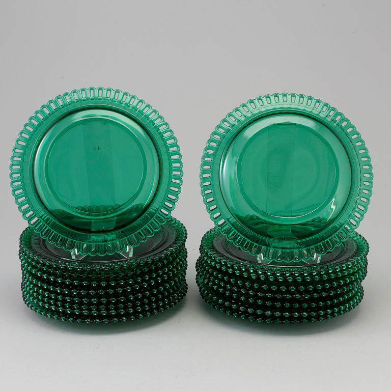 17 glass plats from Gullaskruf, second half of the 20th century.