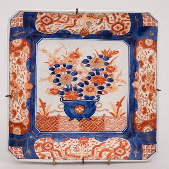 SKÅLFAT, porslin, Imari, Japan 1900-tal.