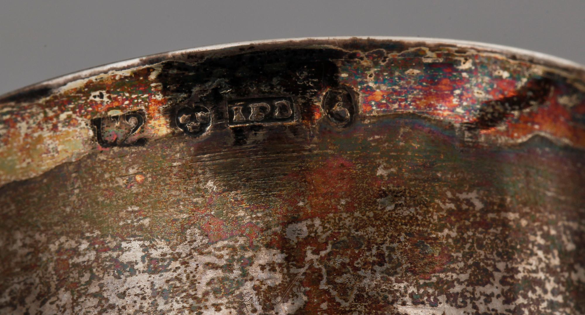 SUPKALK, silver, Sverige, otydliga stämplar, 1802. Vikt ca 50 gram.