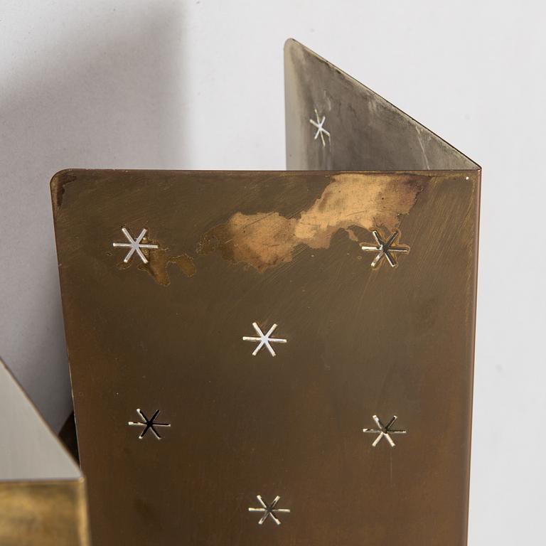 Paavo Tynell, A pair of mid-20th century '10330' wall lamps for Taito, Finland. mid-20th century.
