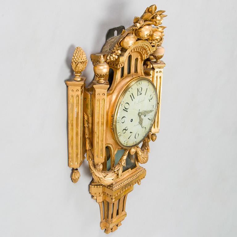 Väggpendyl, signerad Olof Ljungdahl (verksam i Stockholm 1775-1780). Gustaviansk.