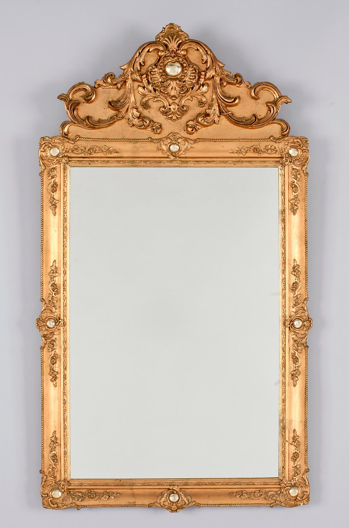 SPEGEL, nyrokoko, etikettmärkt Carl Berg, Hamburg, 1800-talets mitt.
