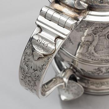 Humphrey Payne, dryckeskanna, silver, London 1748.