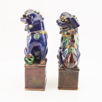 A pair of Chinese Joss stick holders, late Qing dynasty/early 20th Century.