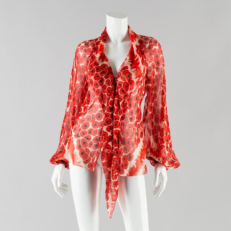 A blouse by Hermès, French size 40.