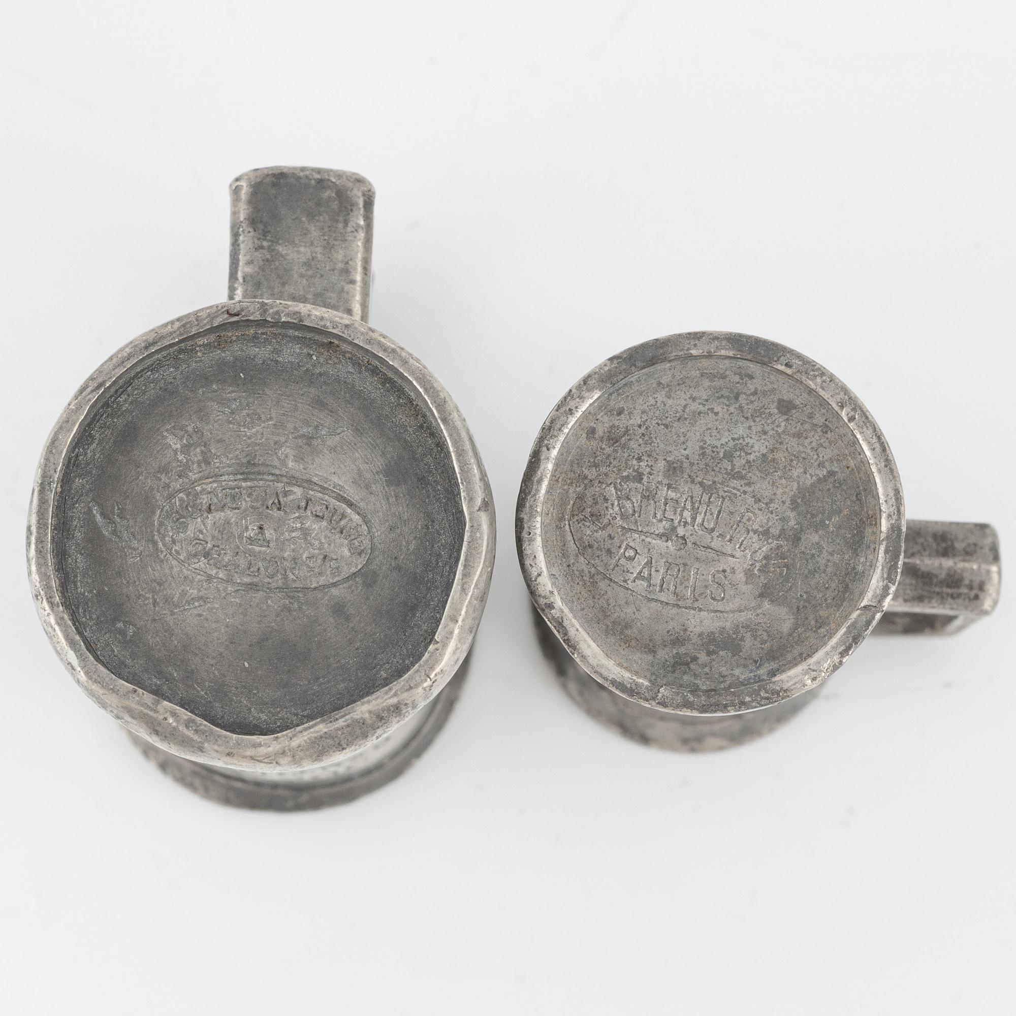 A set of 9 measurments wherof one Brenu, France, late 19th century.