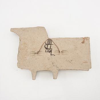 Lisa Larson, väggplakett signerad Gustavsbergs studio delvis glaserat stengods.