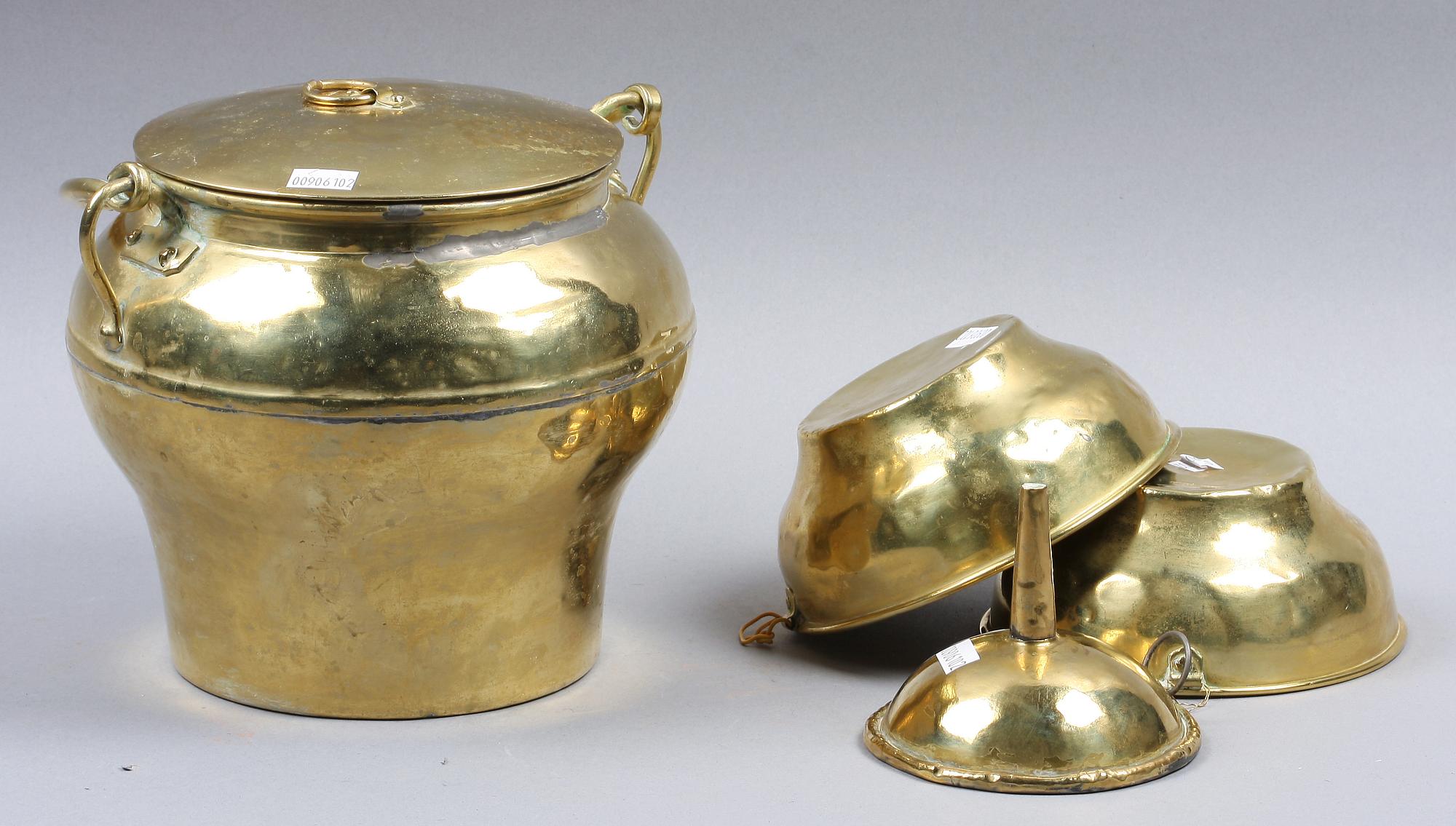 PARTI MÄSSING, 4 st, bla Skultuna, 1800-tal.