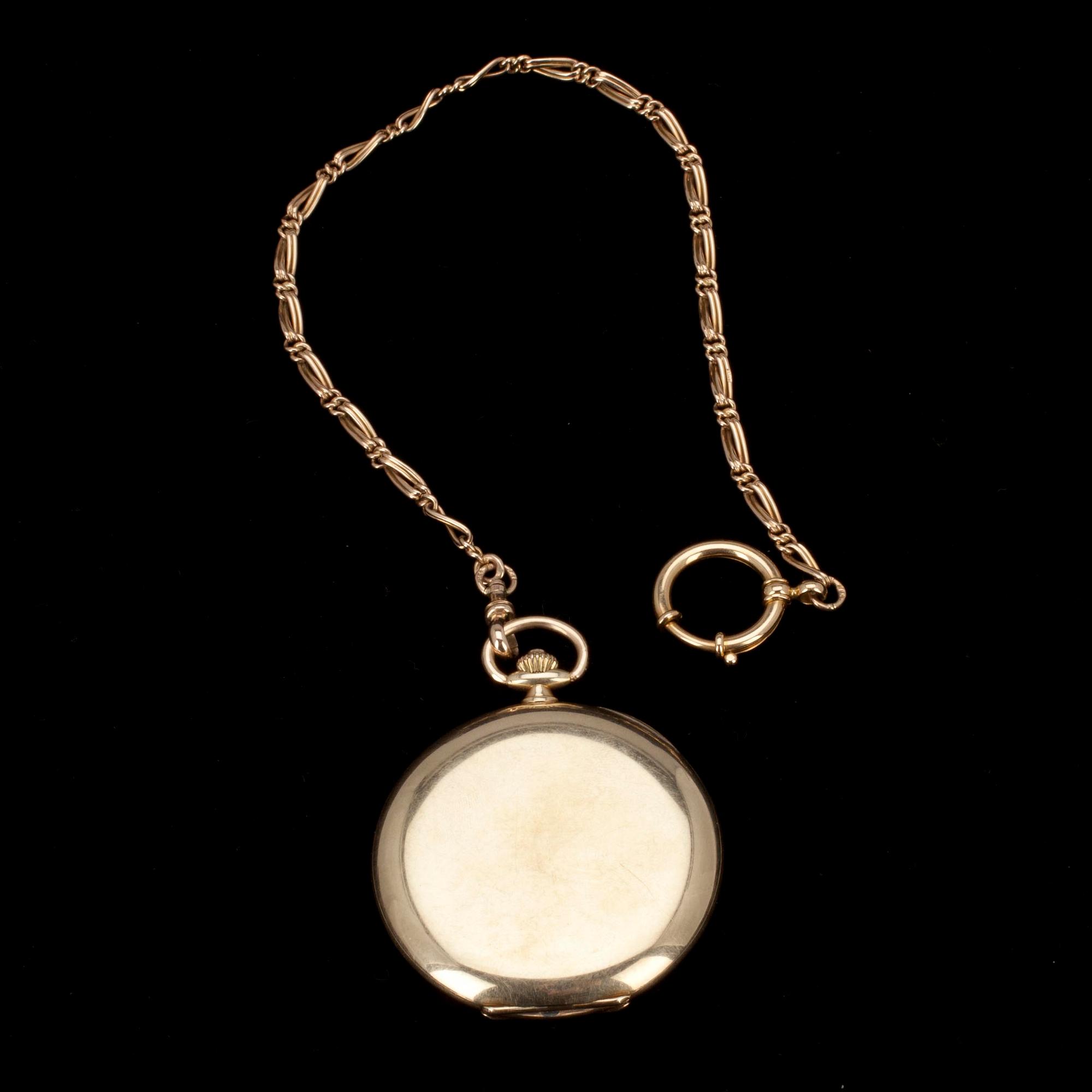 FICKUR, Moser & Cie. Ytterskalet 14K guld, 1930-tal. Klockked 14K guld med estniska stämplar. Vikt 16 g.