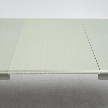 Dining table, with 2 armchairs and 6 chairs, Gustavian style, late 20th century.