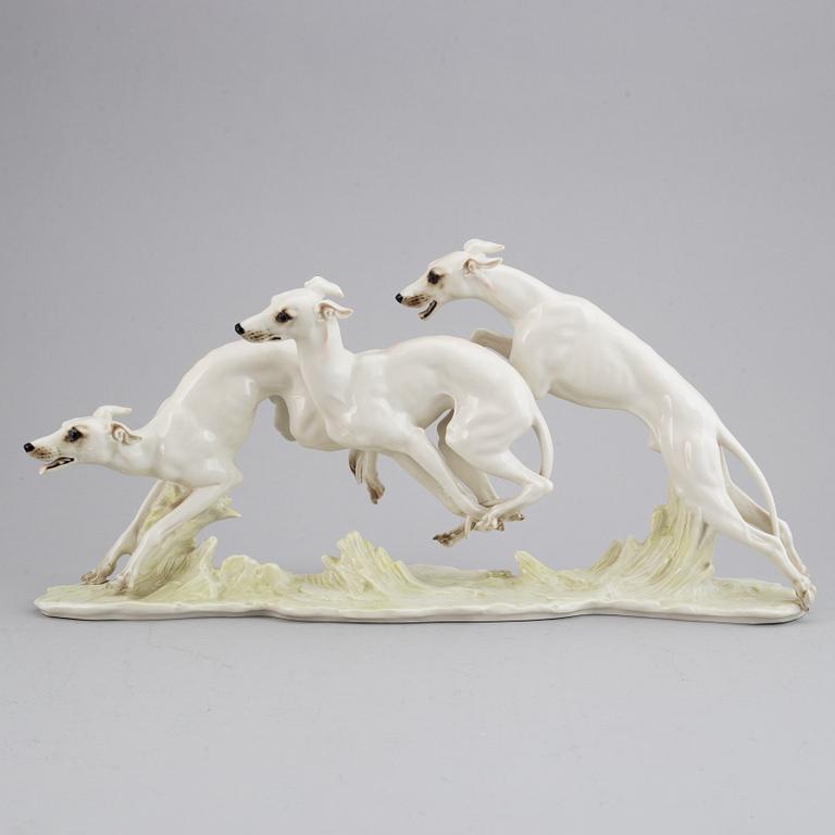 Hans Achtziger, a porcelain figurine of dogs, Hutschenreuther, Germany.