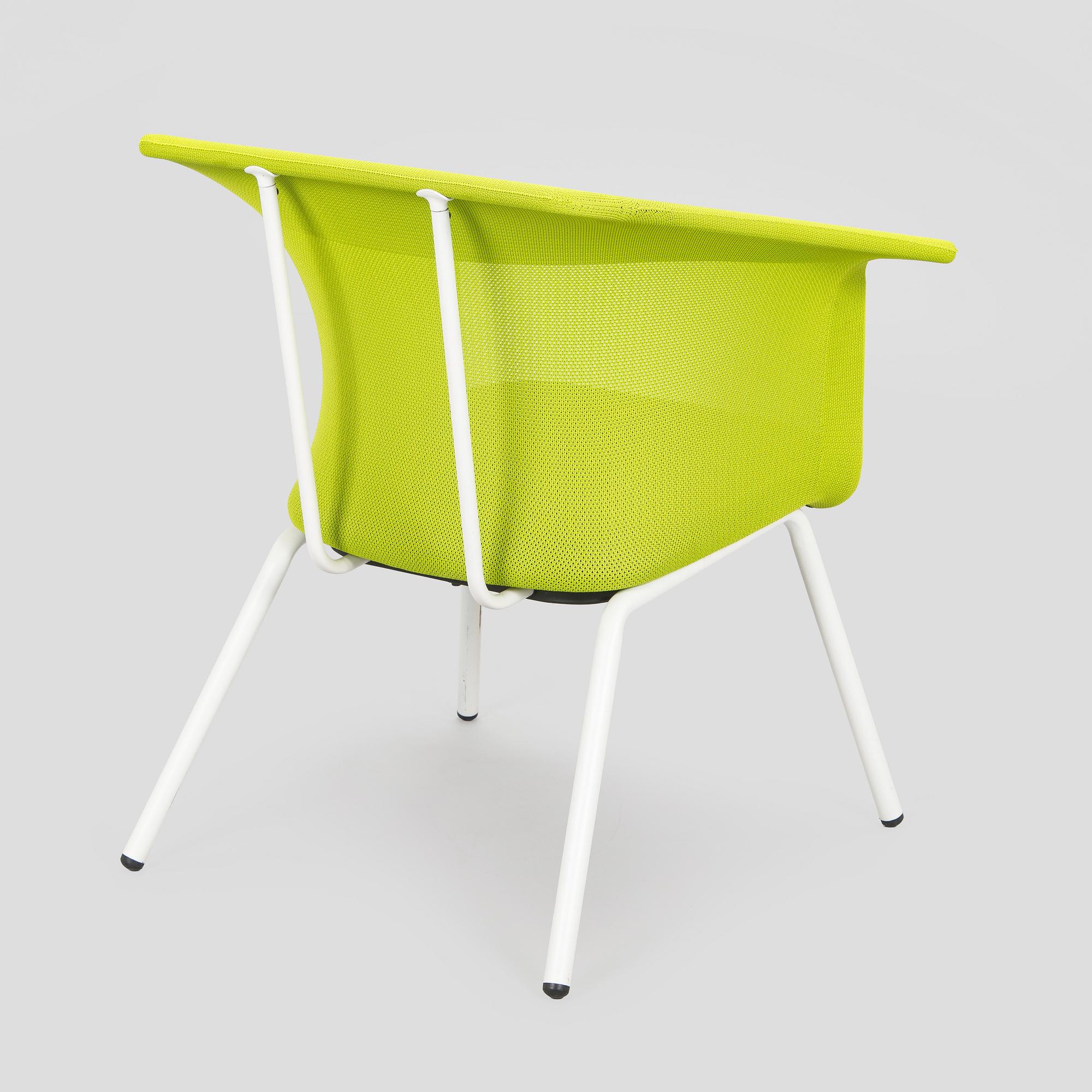Jouni Leino, Fåtölj, "Lobay" för Brocape 2017. Jouni Leino Design Studio.