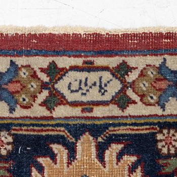 Carpet, oriental, approx. 330 x 214 cm.