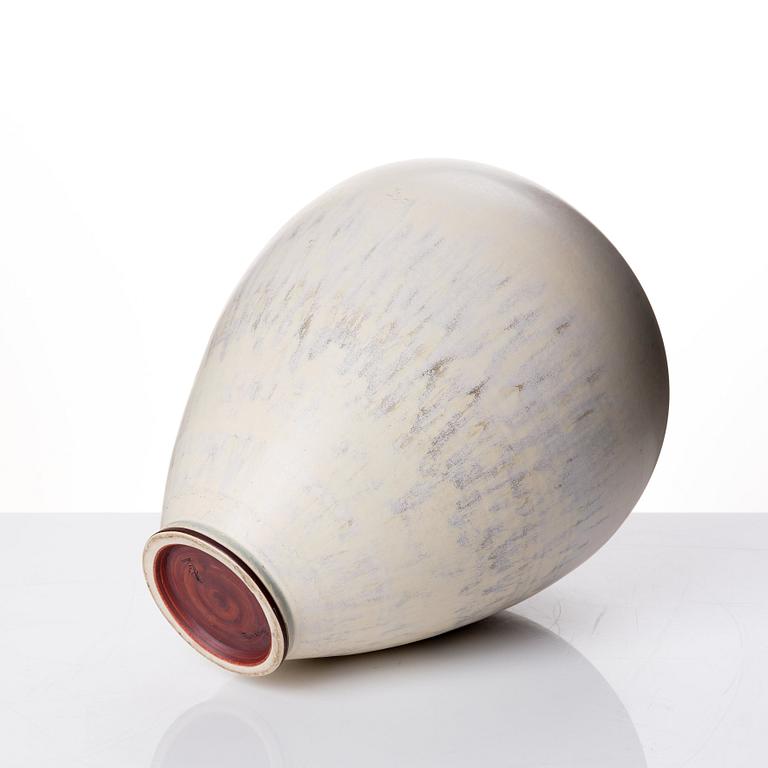 Berndt Friberg, a large stoneware vase, Gustavsberg studio, Sweden 1950.