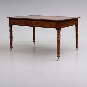 SKRIVBORD, England, 1800-talets andra hälft.