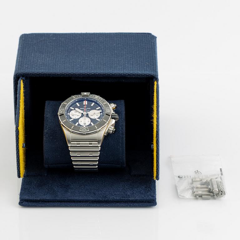 Breitling, Super Chronomat B01 44, chronograph, wristwatch, 44 mm.