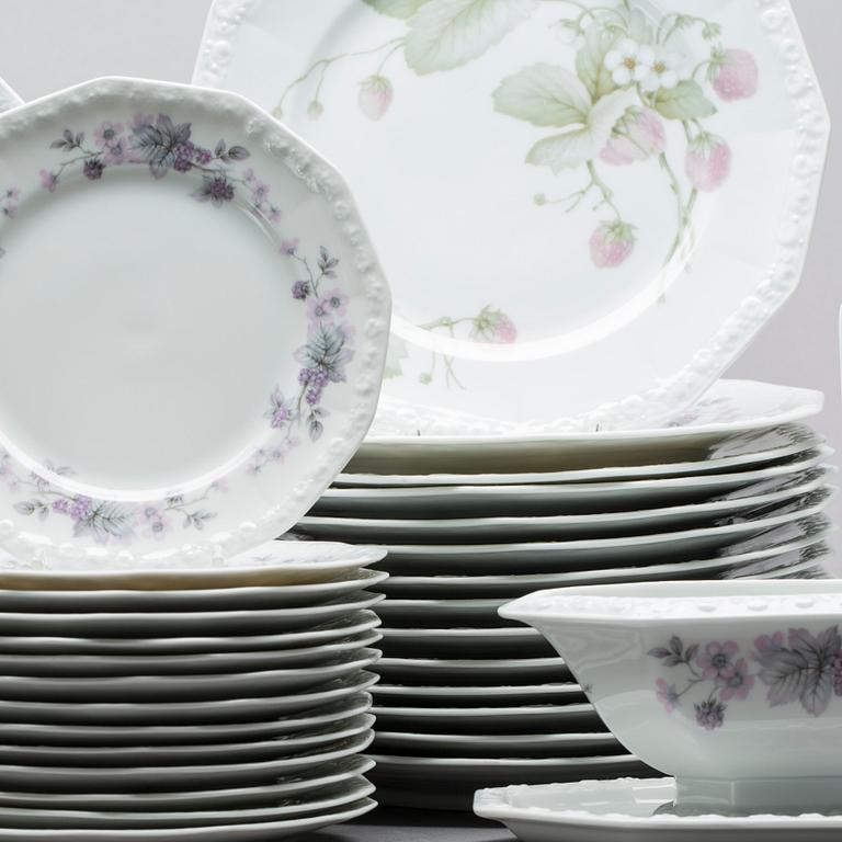SERVIS, ca 45 delar, Maria Rosenthal, 1900-talets mitt, porslin.