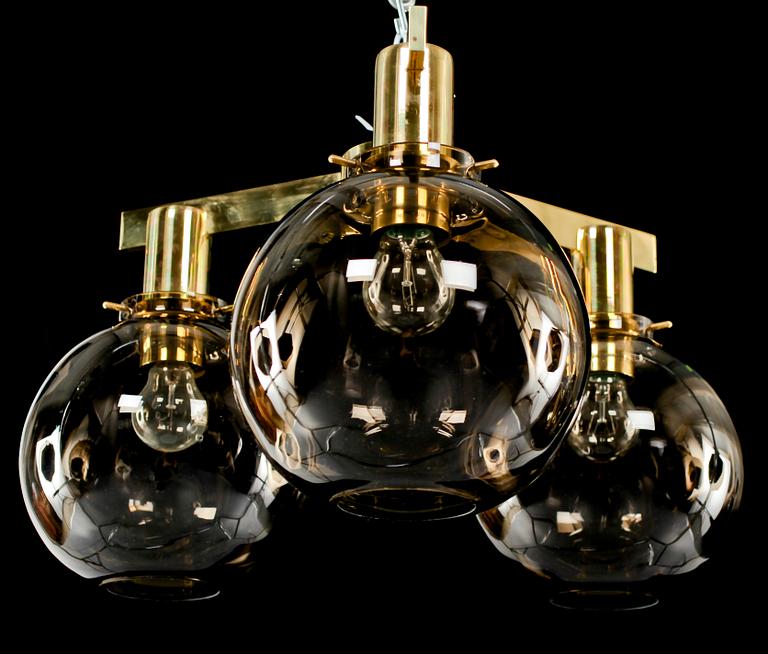 TAKLAMPA, Hans Agne Jakobsson, Markaryd, 1900-talets andra hälft. Höjd 30 cm.