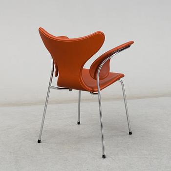 ARNE JACOBSEN, karmstol, "Liljan", Fritz Hansen, Danmark.