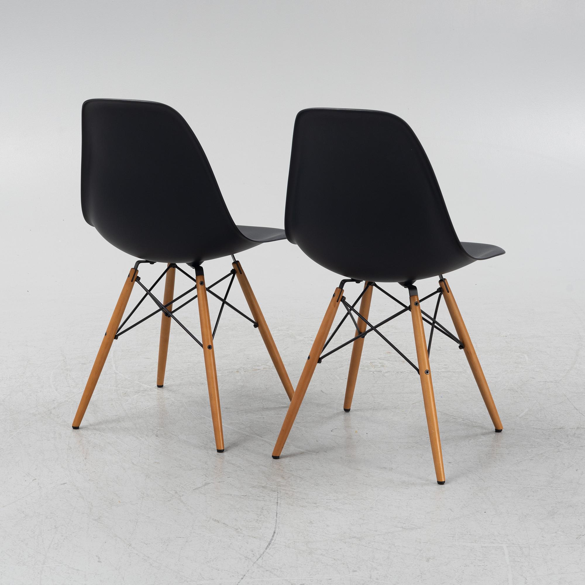 Charles & Ray Eames, stolar, 2 st, "Plastic Chair DSW", Vitra, 2015.