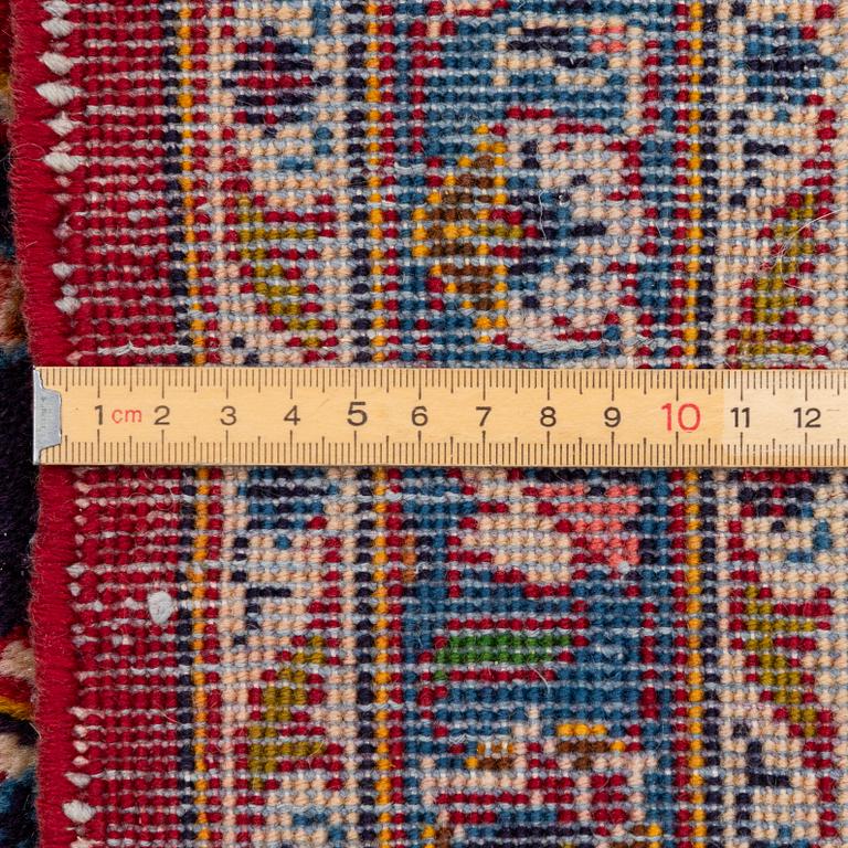 Carpet, Keshan, approx. 360 x 250 cm.