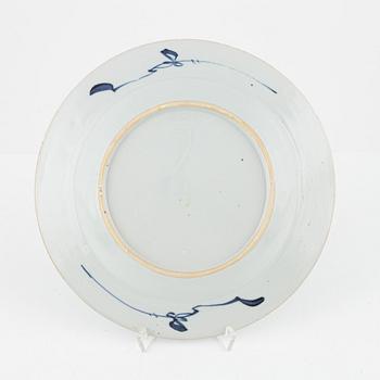Servisdelar, porslin, 43 st, Kina, Qingdynastin, mestadels Qianlong (1735-95).