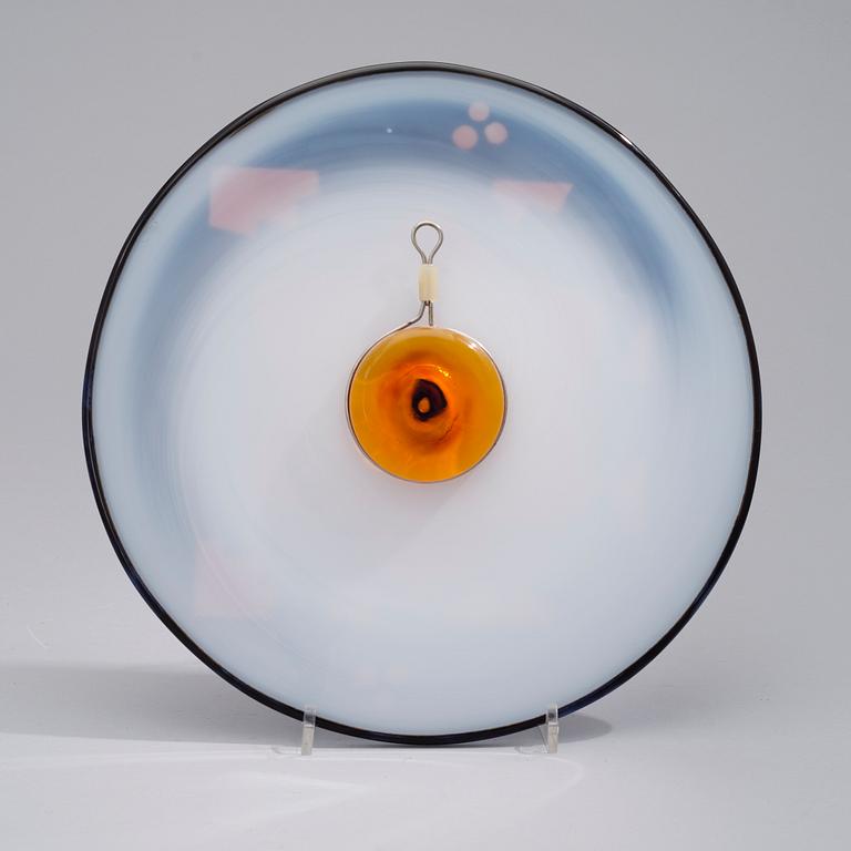 KERTTU NURMINEN, A GLASS RELIEF. Signed Kerttu Nurminen Nuutajärvi Notsjö.