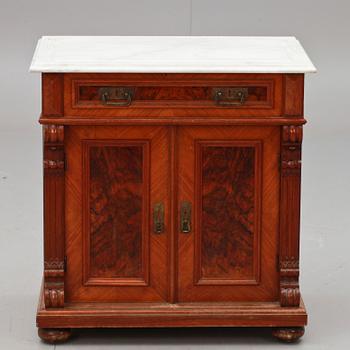 BYRÅ, nyrenässans, sekelskiftet 1900.