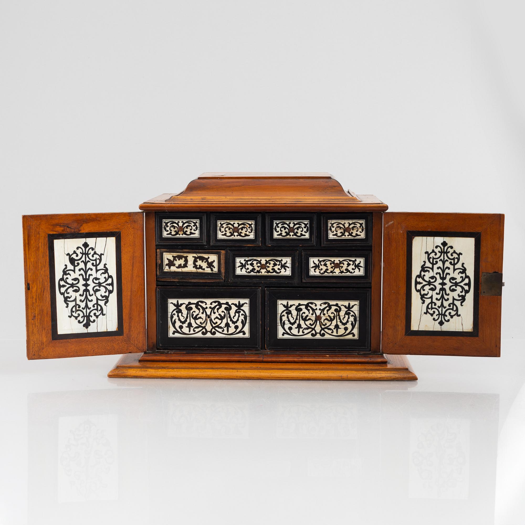 A small late baroque cabinet, 18th century.