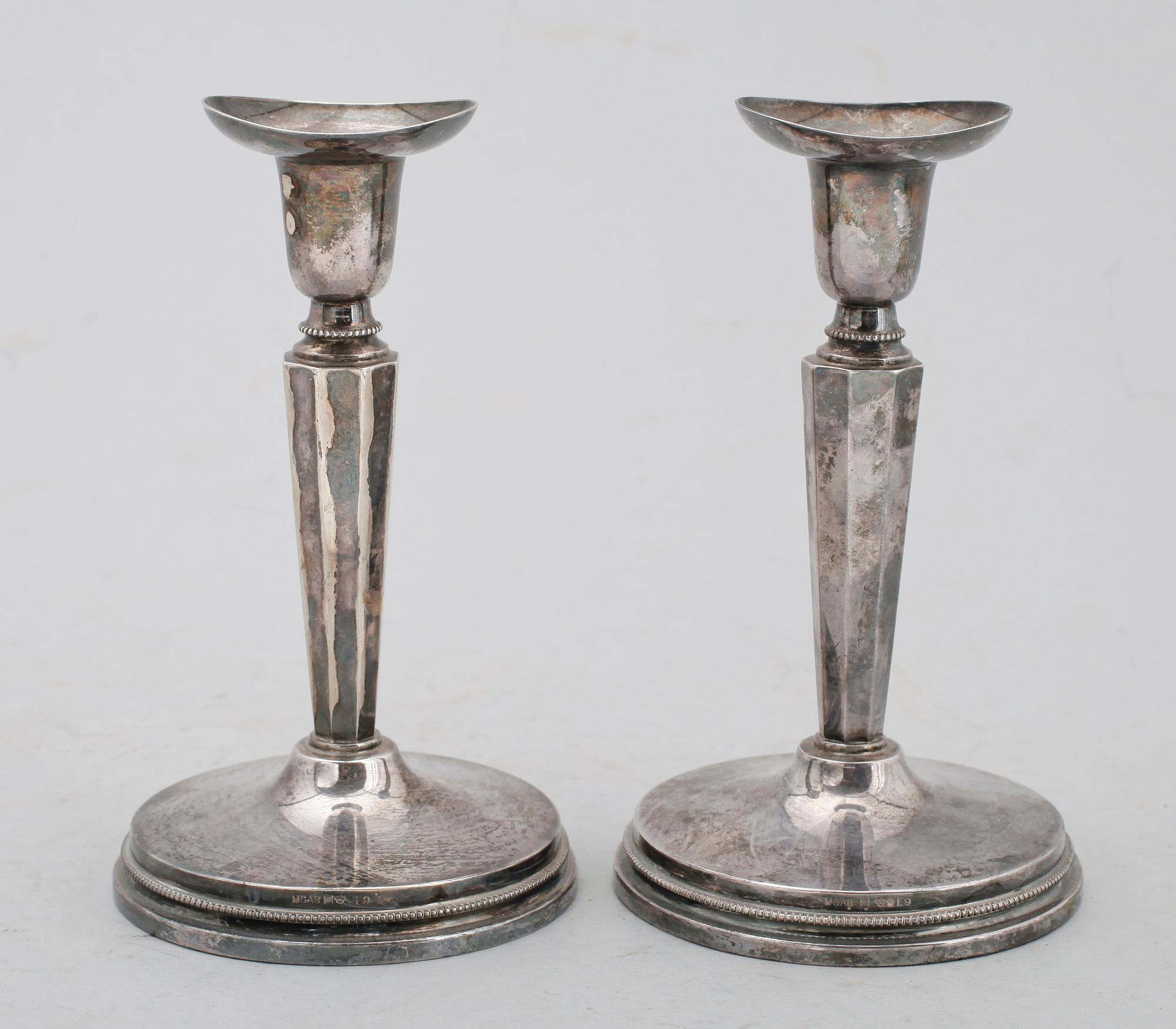 LJUSSTAKAR, 1 par, silver, MGAB 1955.